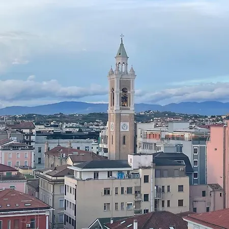 Attico Un Passo Dal Cielo, Nel Cuore Del Centro *